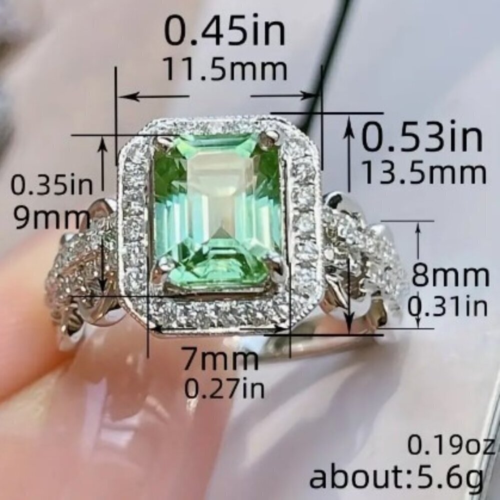 Vintage Claddagh-Inspired Green Square Cubic zirconia Ring Women size 7 - Picture 4 of 5